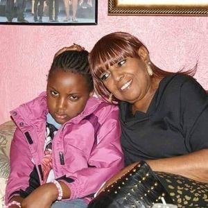 Meet your Posher, Linda